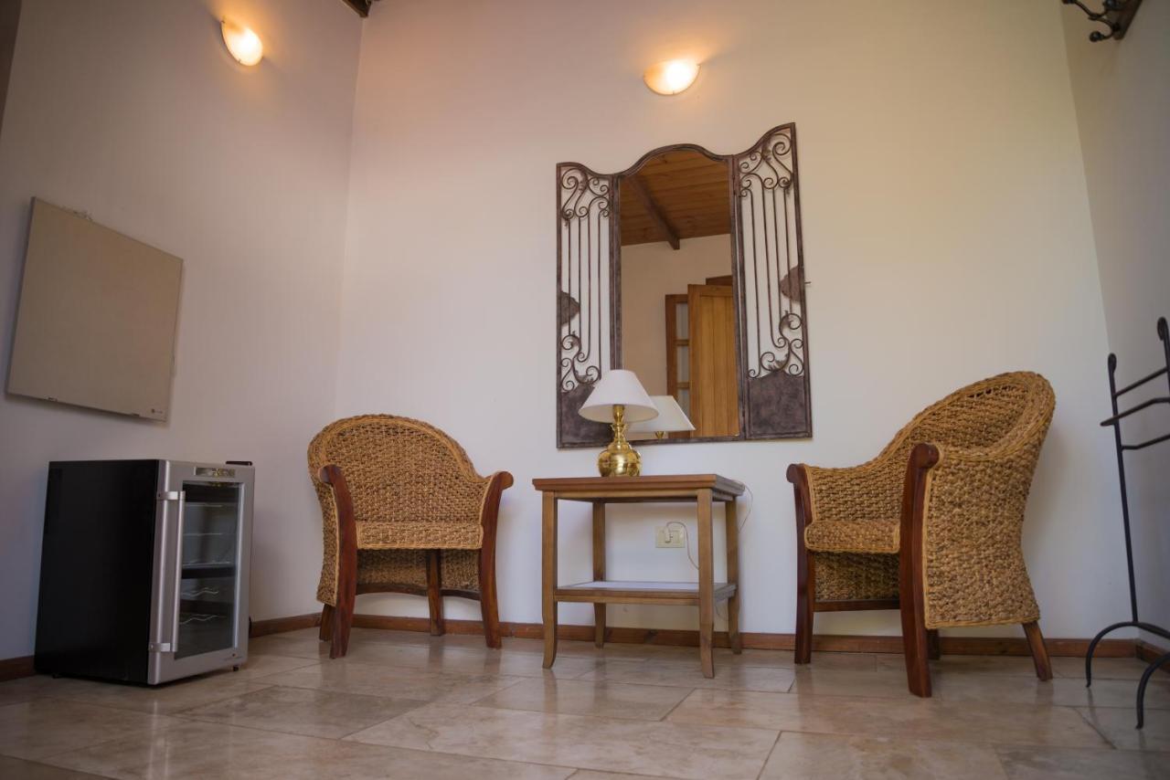 Casa De Coria Bed & Breakfast Чакрас де Кория Екстериор снимка